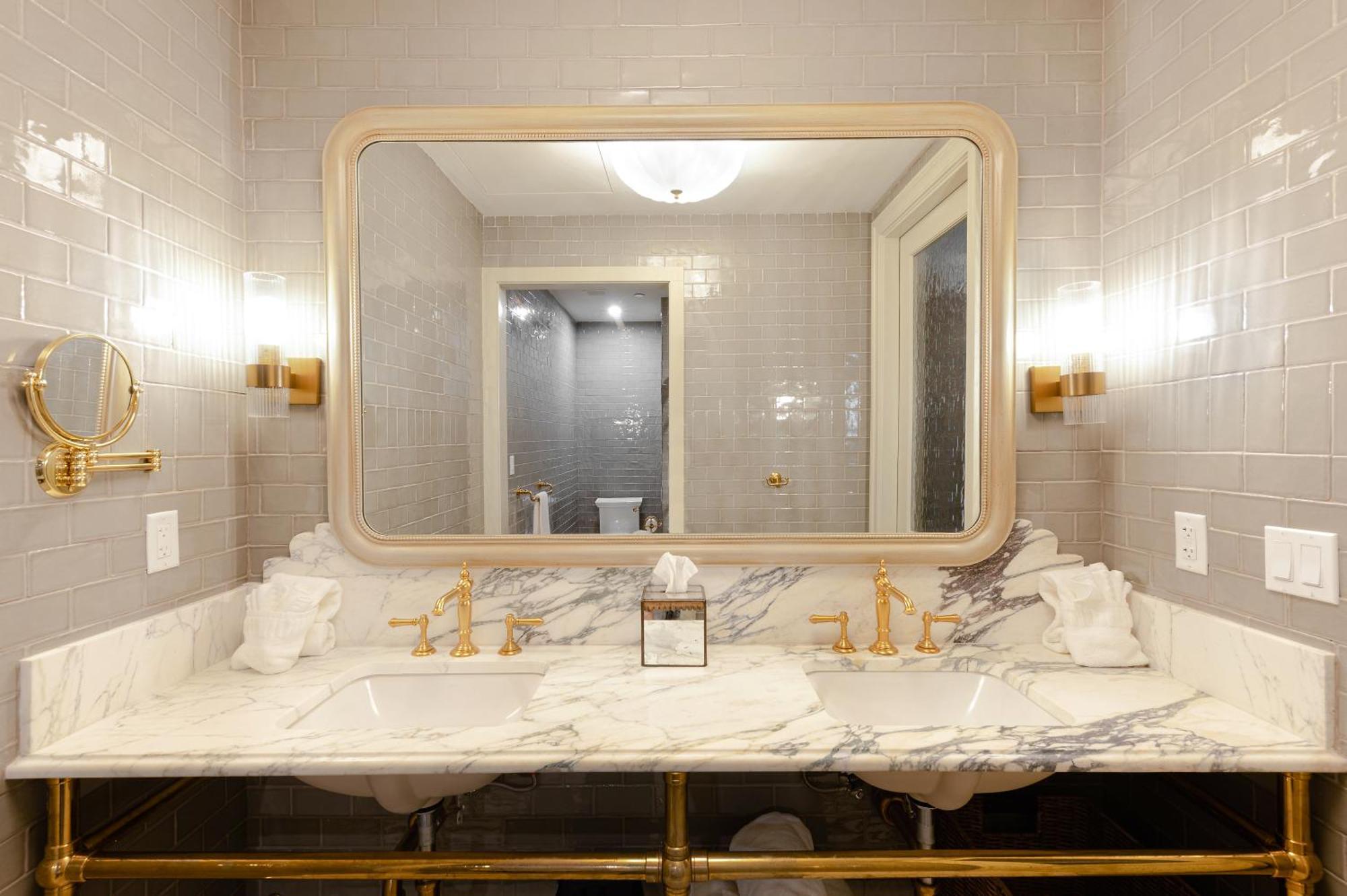 Hotel Cleo, Knoxville Downtown, A Tribute Portfolio Hotel Εξωτερικό φωτογραφία