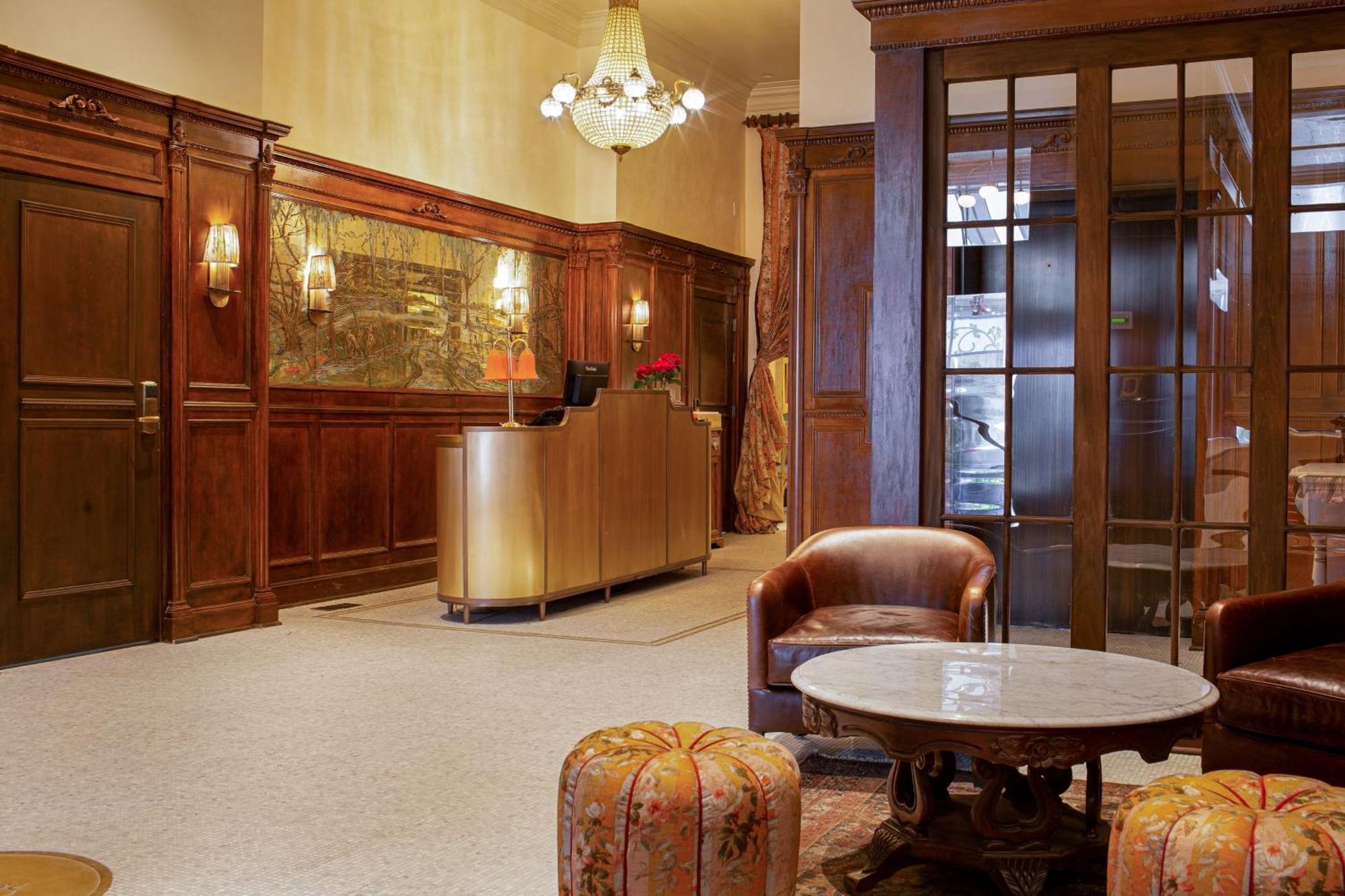 Hotel Cleo, Knoxville Downtown, A Tribute Portfolio Hotel Εξωτερικό φωτογραφία